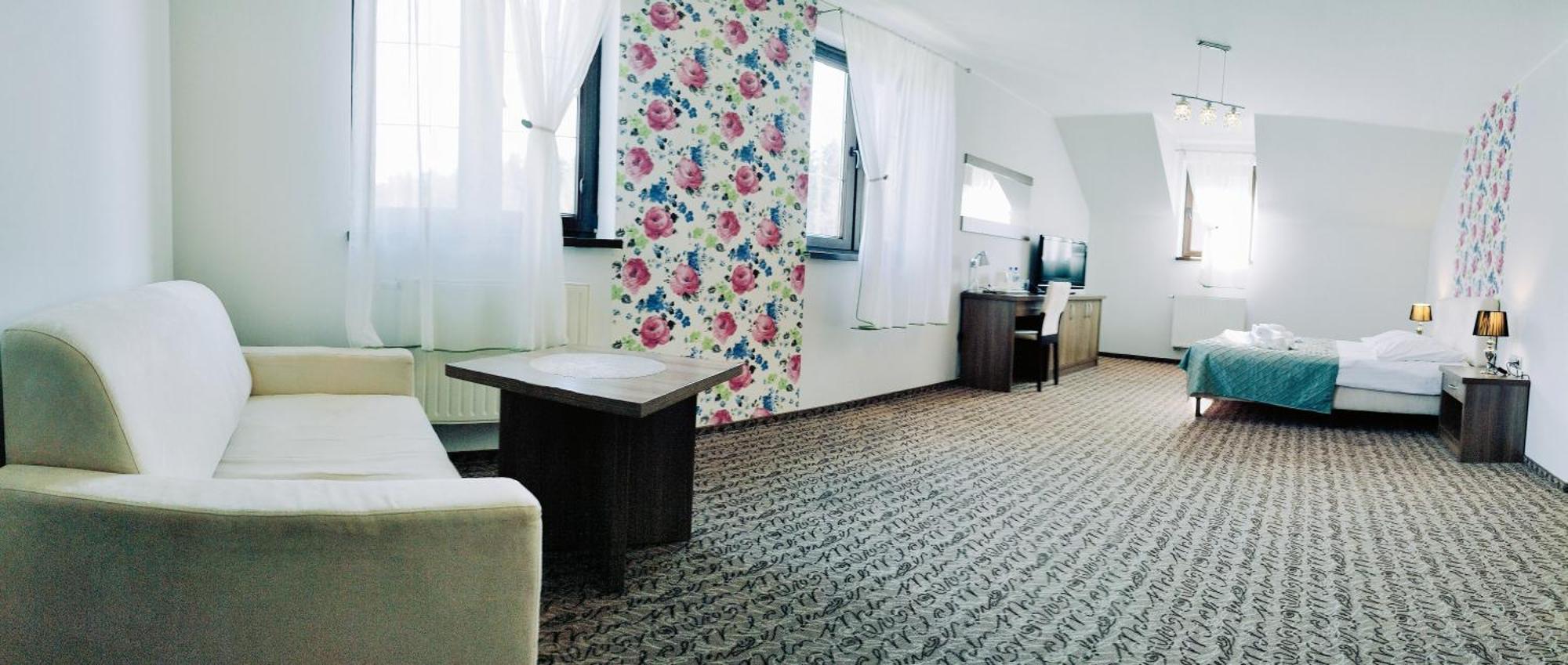 Hotel Cykada Wielki Głęboczek Exteriör bild