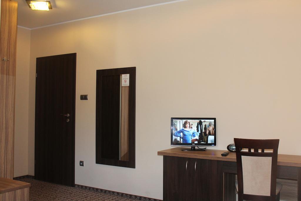 Hotel Cykada Wielki Głęboczek Exteriör bild